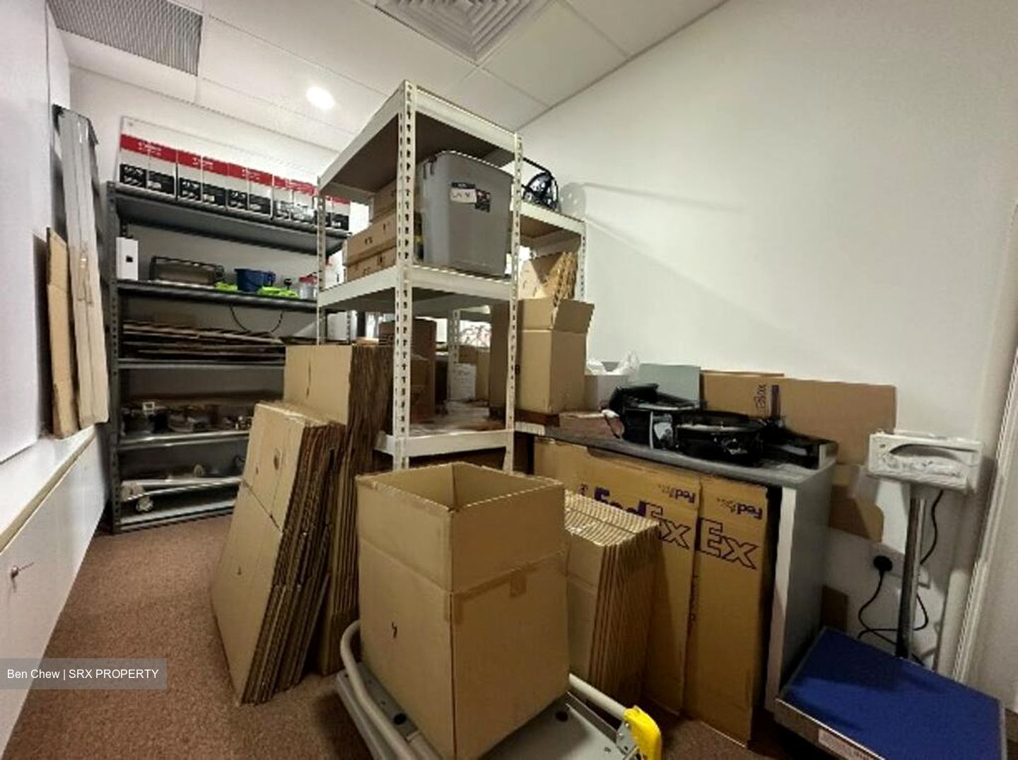 Henderson Building (D3), Office #524789401